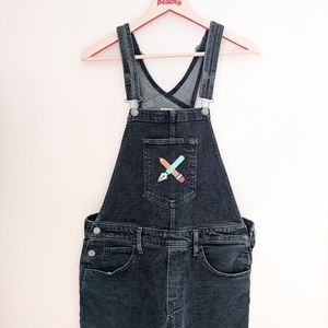 Levi's | denim overalls with retro patches ♥️ m